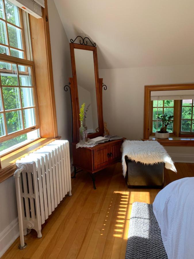 Manoir Alegria Bed & Breakfast Cowansville Eksteriør bilde